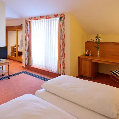 Otel Gutshof Penning *